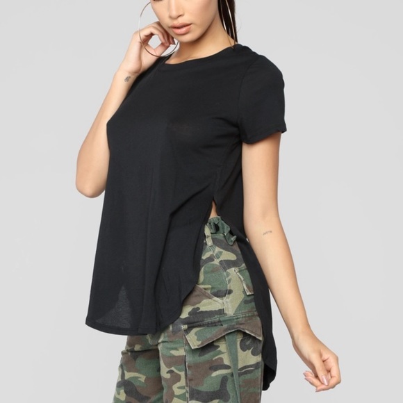 NWOT Fashion Nova Side Slit Tee - Picture 1 of 4
